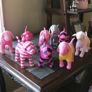 Victoria Secret Pink mini dogs